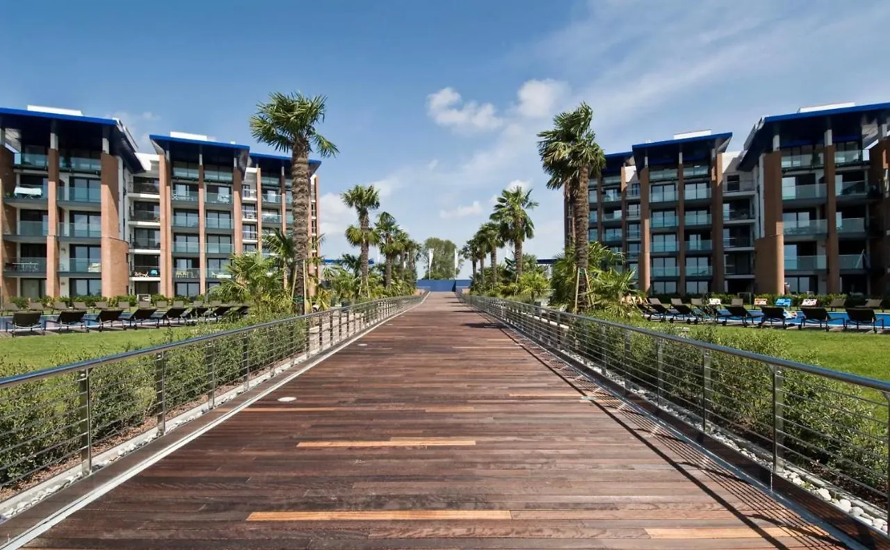Frontemar Residenze Sul Mare - Carraro Immobiliare Jesolo - Family Apartments  Lido di Jesolo